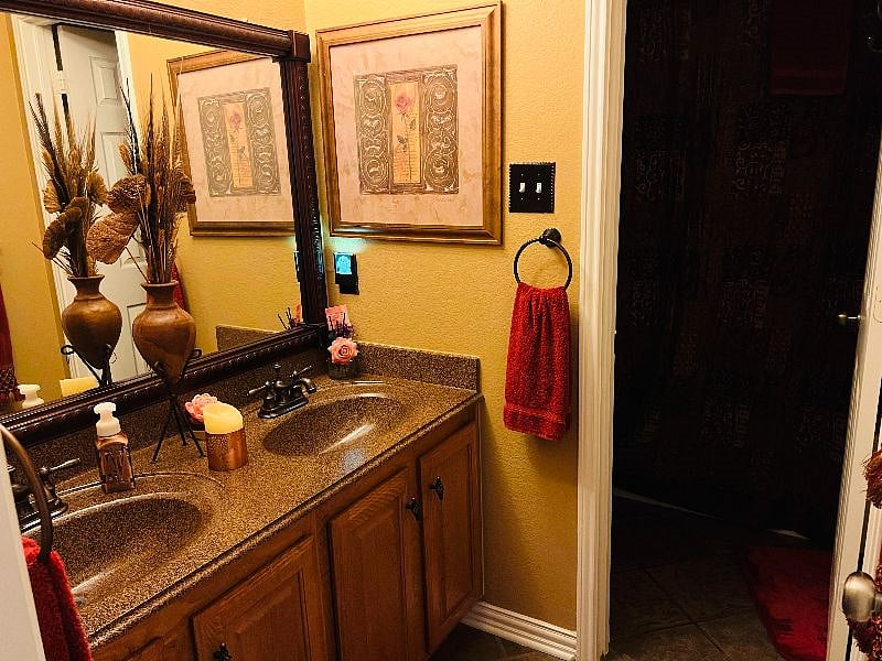 Furnished Finder property 498129_1 photo 1