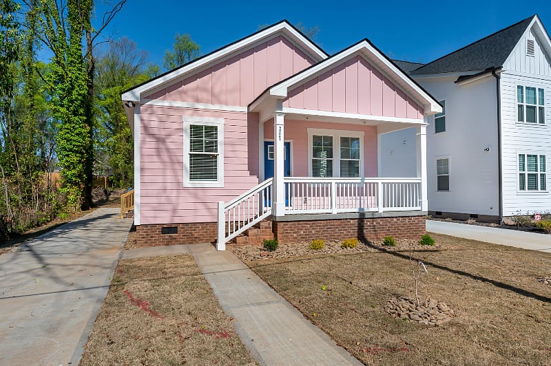 New 3bedrm 2bath home ,downtown Greenville