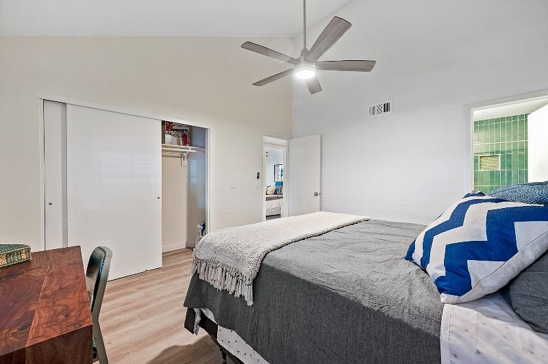 Furnished Finder property 498323_1 photo 24