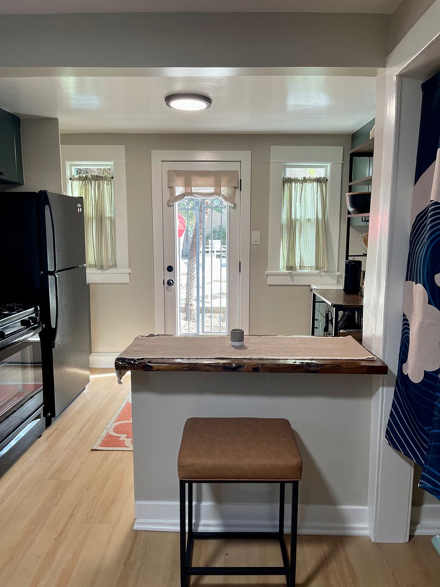 Furnished Finder property 498399_1 photo 3