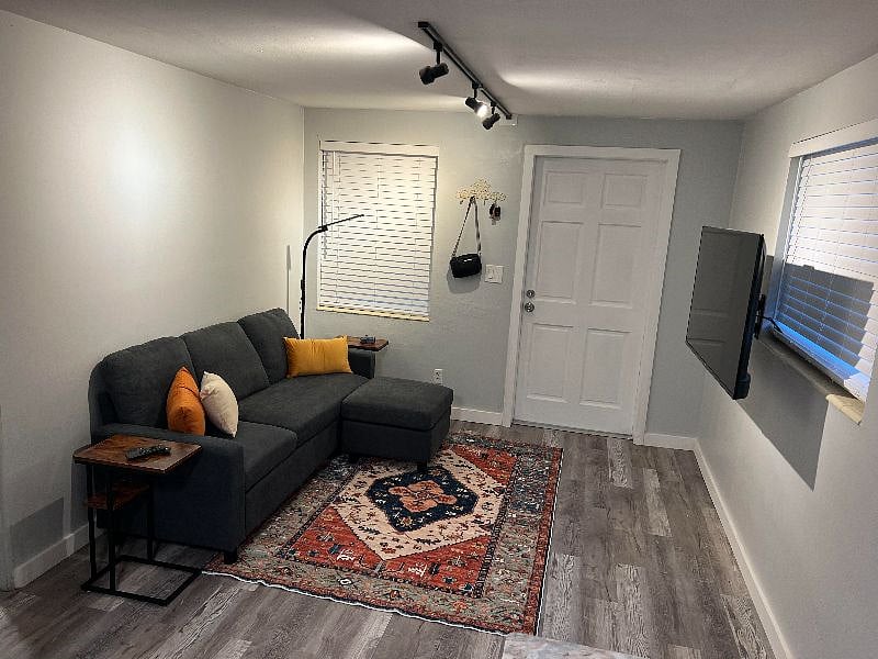 Furnished Finder property 498455_1 photo 4