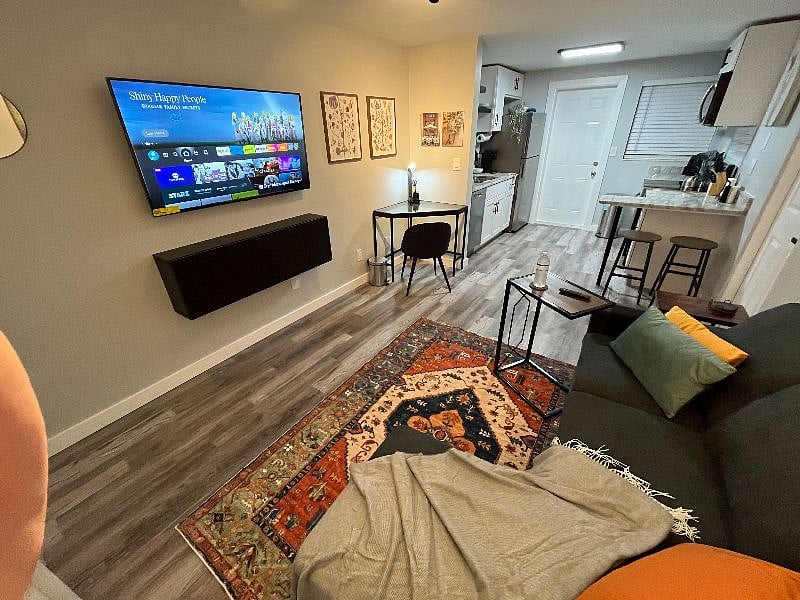 Furnished Finder property 498455_2 photo 4