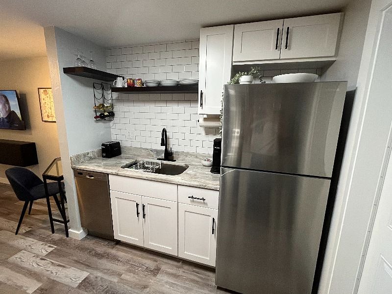Furnished Finder property 498455_2 photo 12