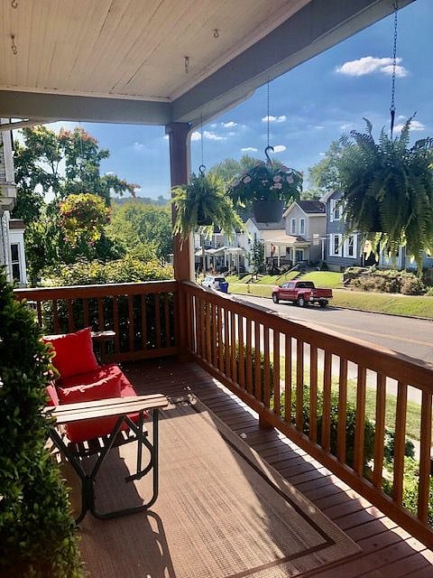 Front Porch with sitting area