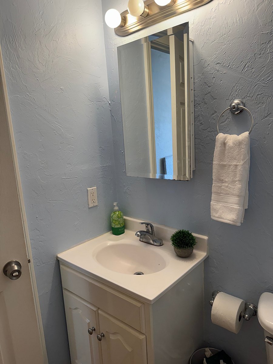 Furnished Finder property 498677_3 photo 20
