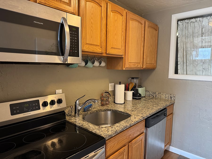 Furnished Finder property 498677_3 photo 28