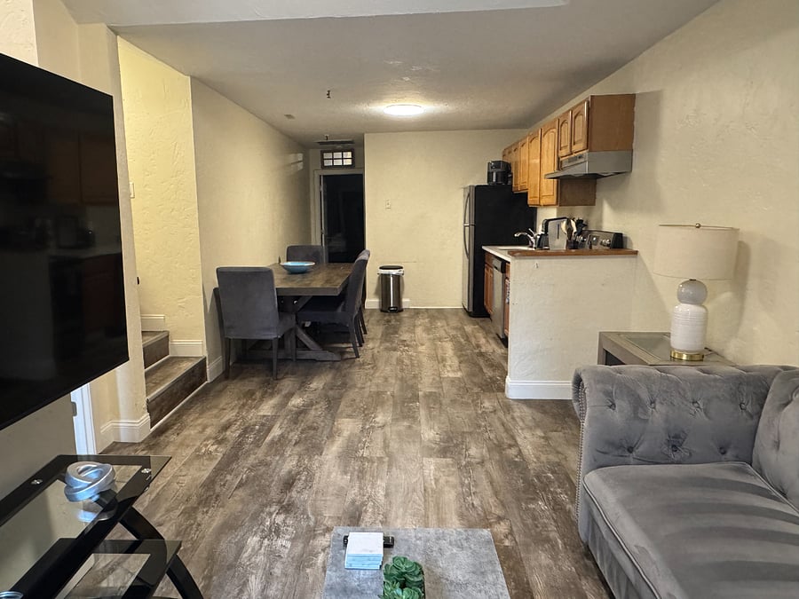 Furnished Finder property 498677_4 photo 3