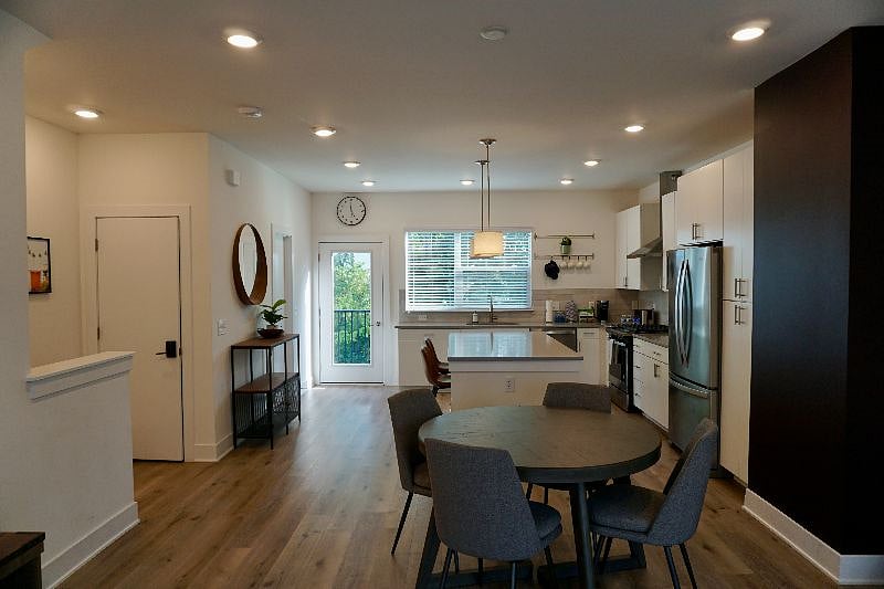Furnished Finder property 498683_1 photo 6