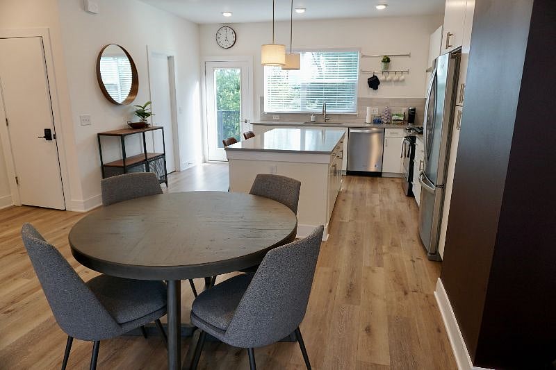 Furnished Finder property 498683_1 photo 7