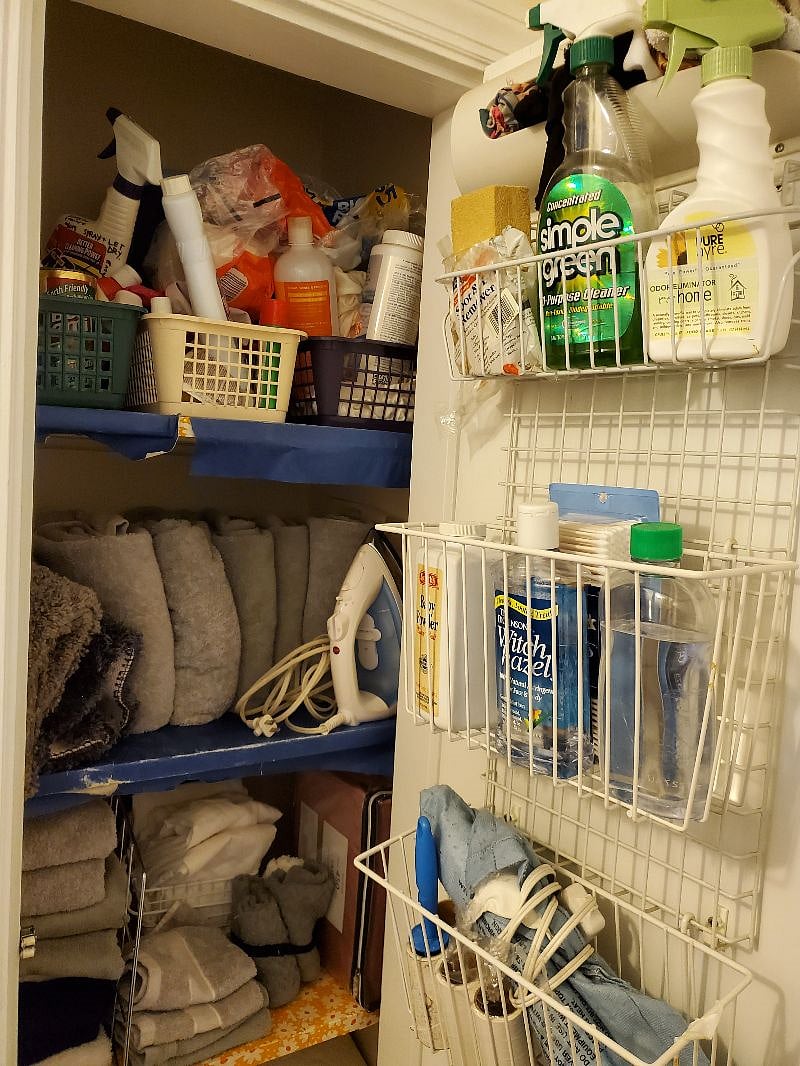 Linen-closet contents