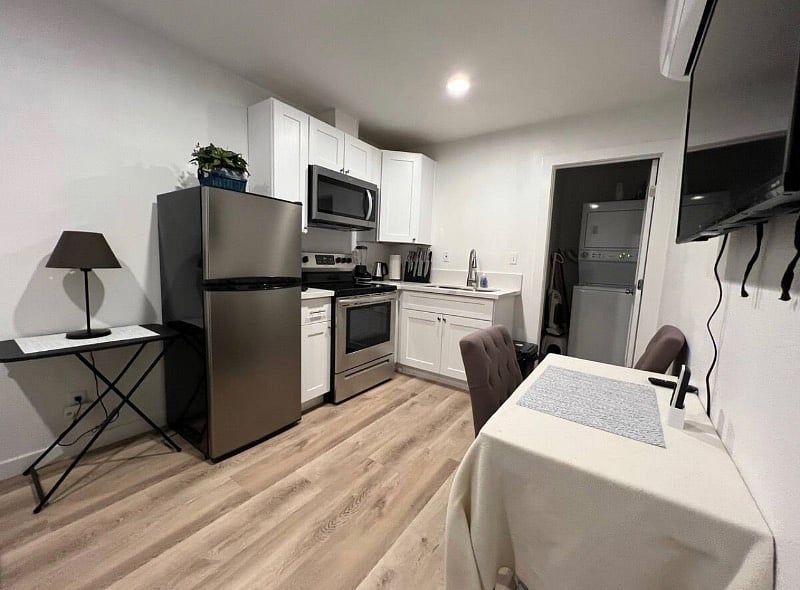 Furnished Finder property 498804_1 photo 3