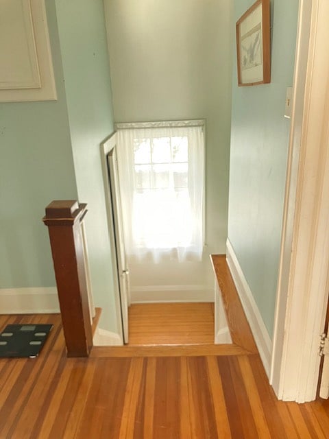 3 bedrooms located on 2nd fl
