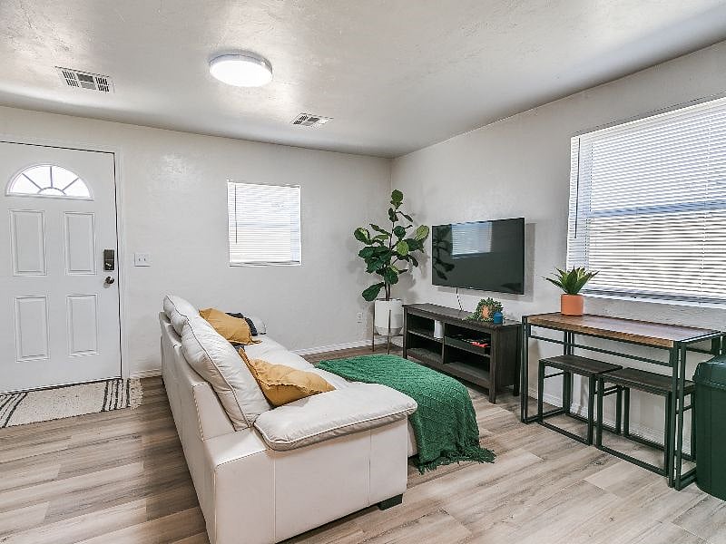 Furnished Finder property 498872_1 photo 7