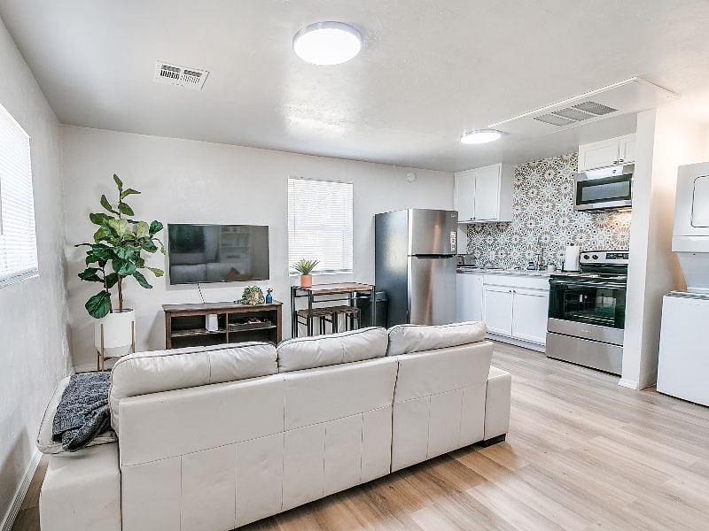 Furnished Finder property 498872_1 photo 12