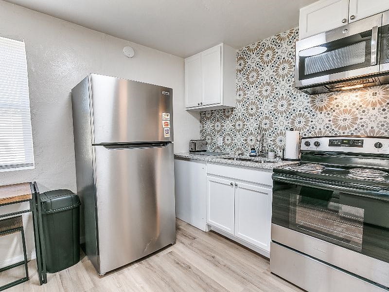 Furnished Finder property 498872_1 photo 19
