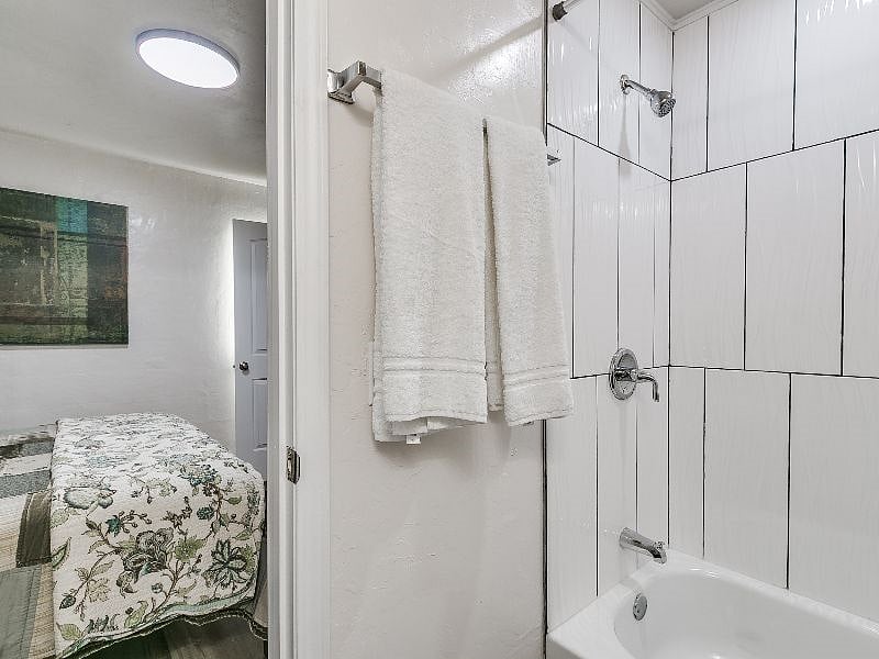 Furnished Finder property 498872_1 photo 28