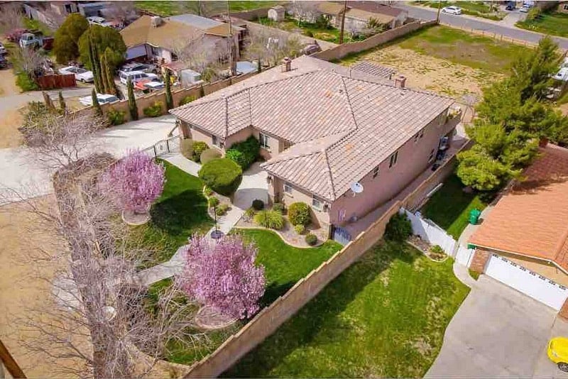 Furnished Finder property 498913_1 photo 2