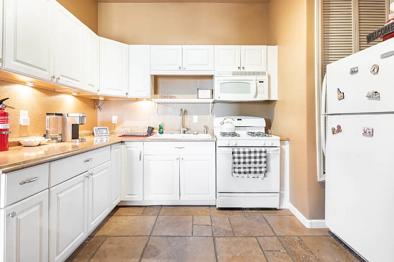 Furnished Finder property 498913_1 photo 18