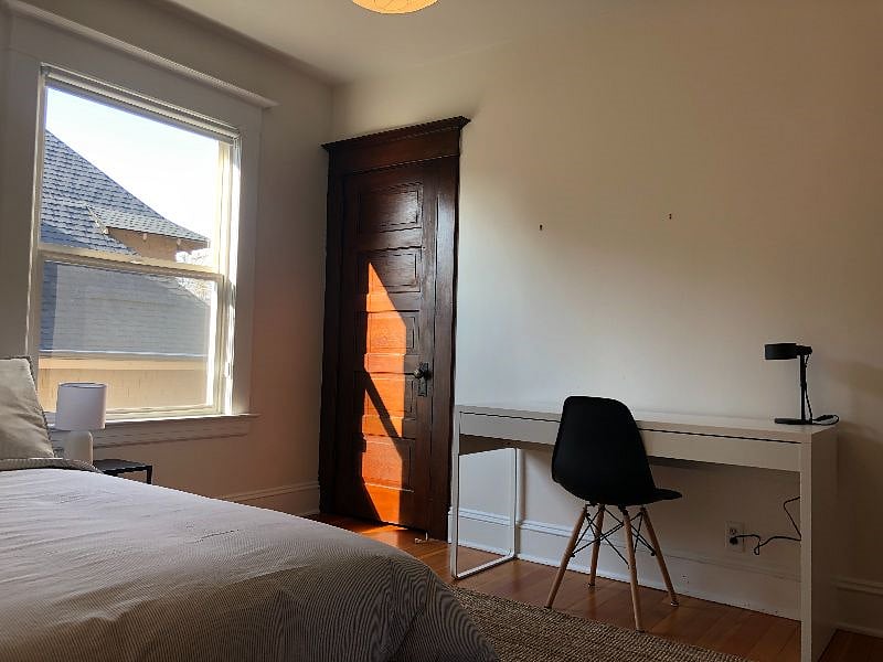 Bedroom/Office