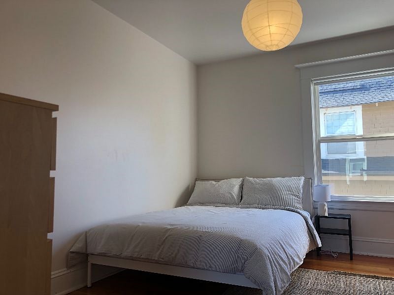 Bedroom/Office