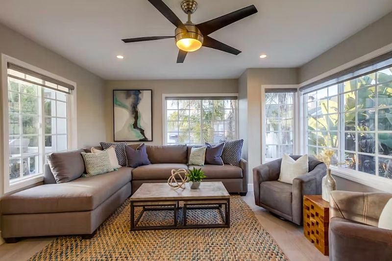 Living Room (2nd Floor)