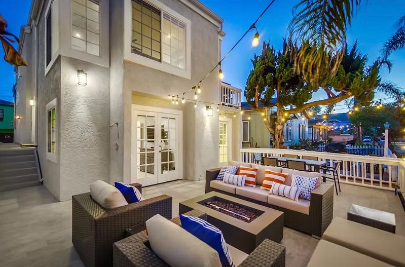 Private patio with gas (hard lined) fire pit.