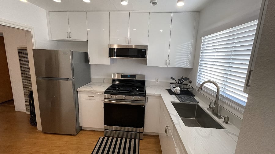 Furnished Finder property 498966_2 photo 8