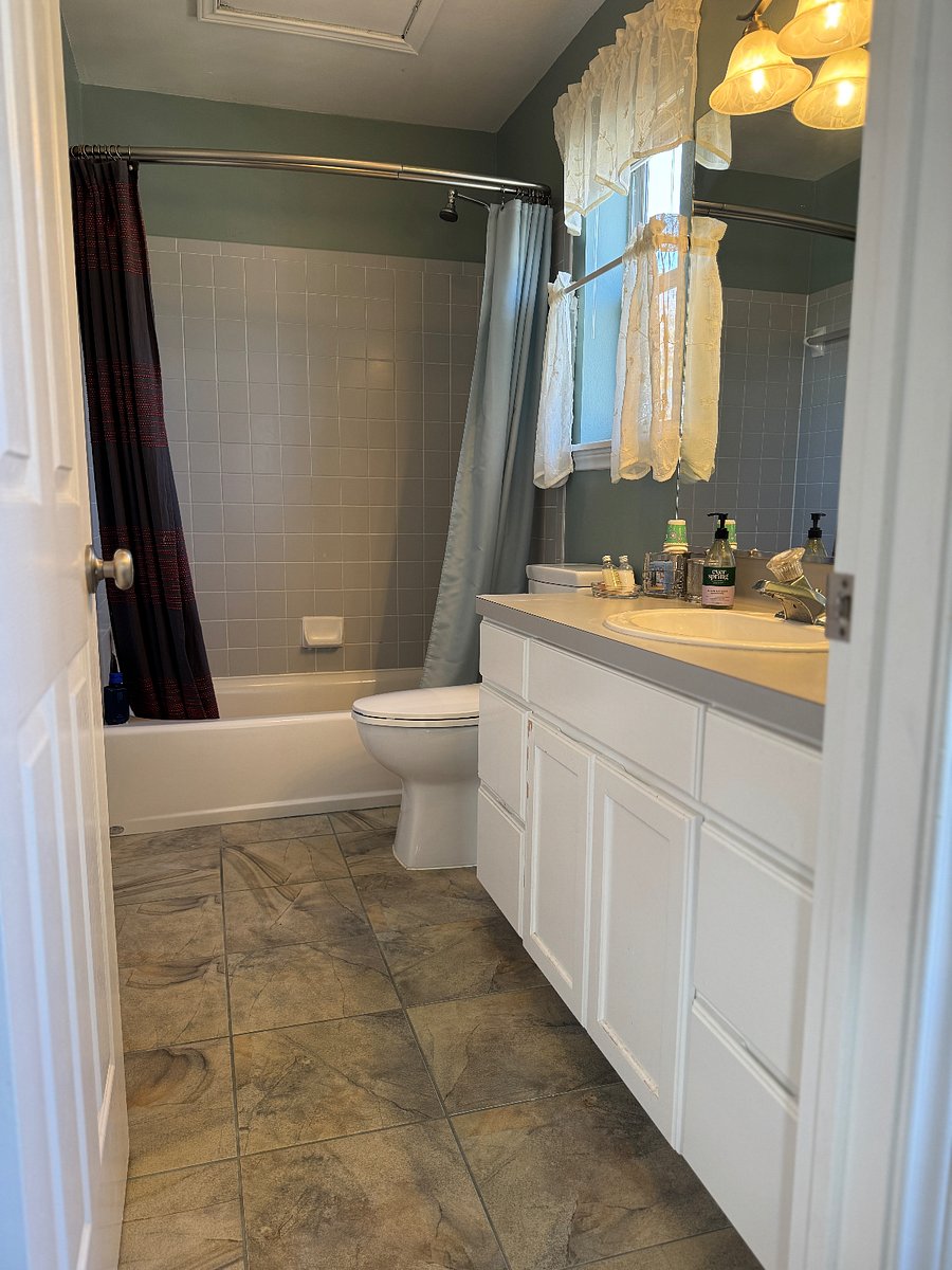 Furnished Finder property 499019_1 photo 22