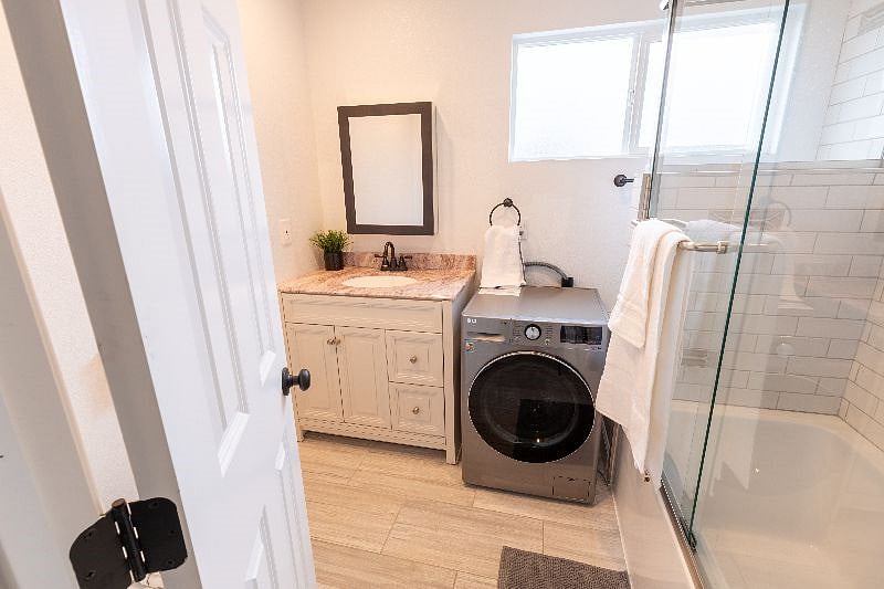 Furnished Finder property 499058_1 photo 9