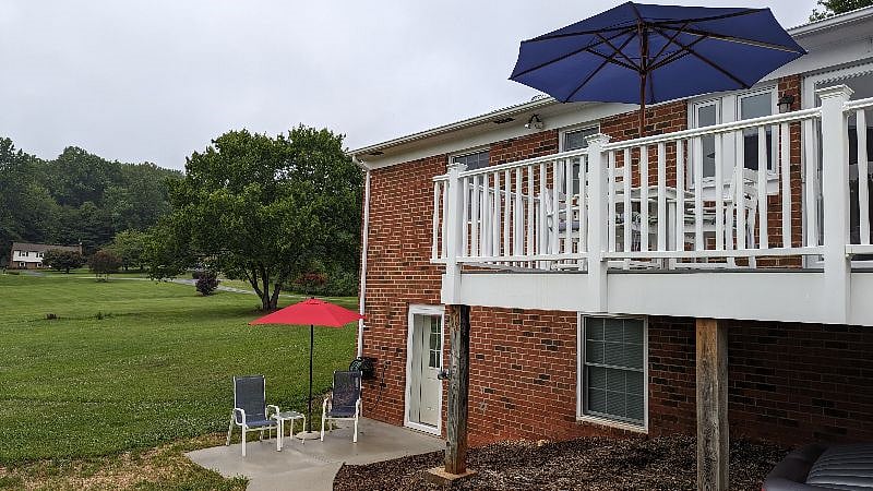 Ground level patio