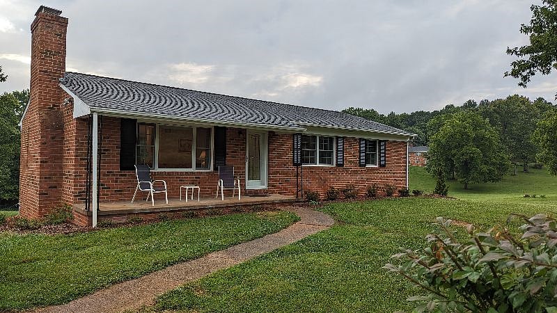 Completely remodeled and spacious inside