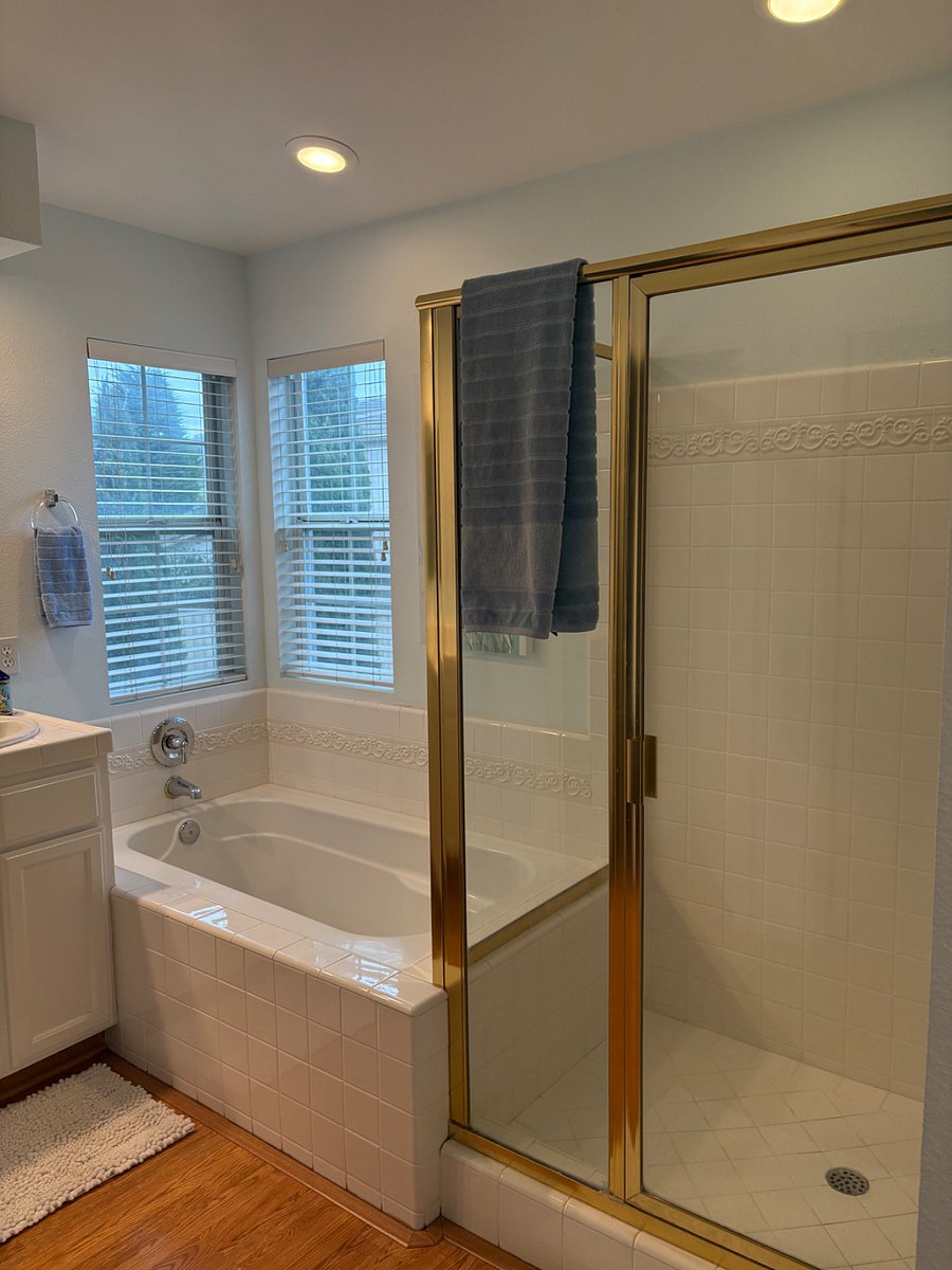 Deep bathtub.
