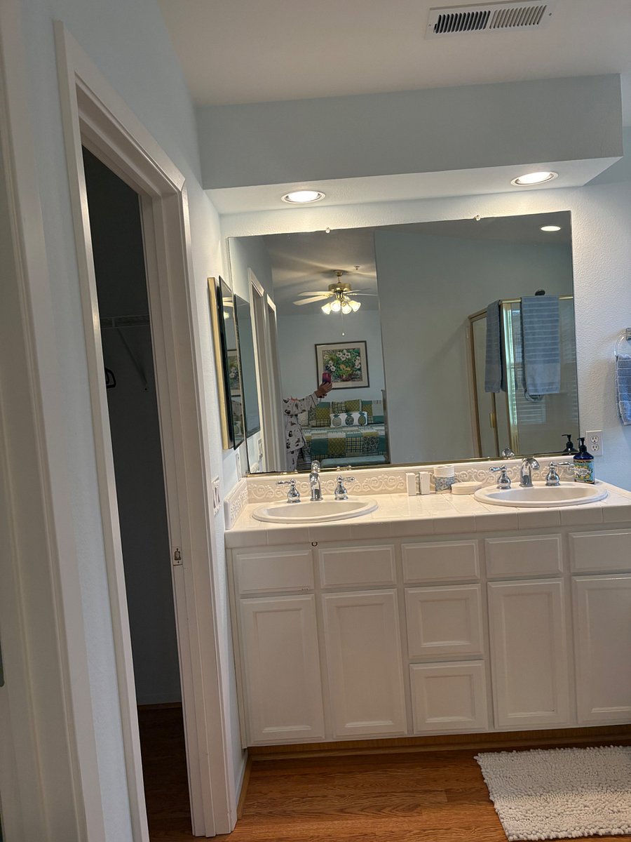 Double sinks.