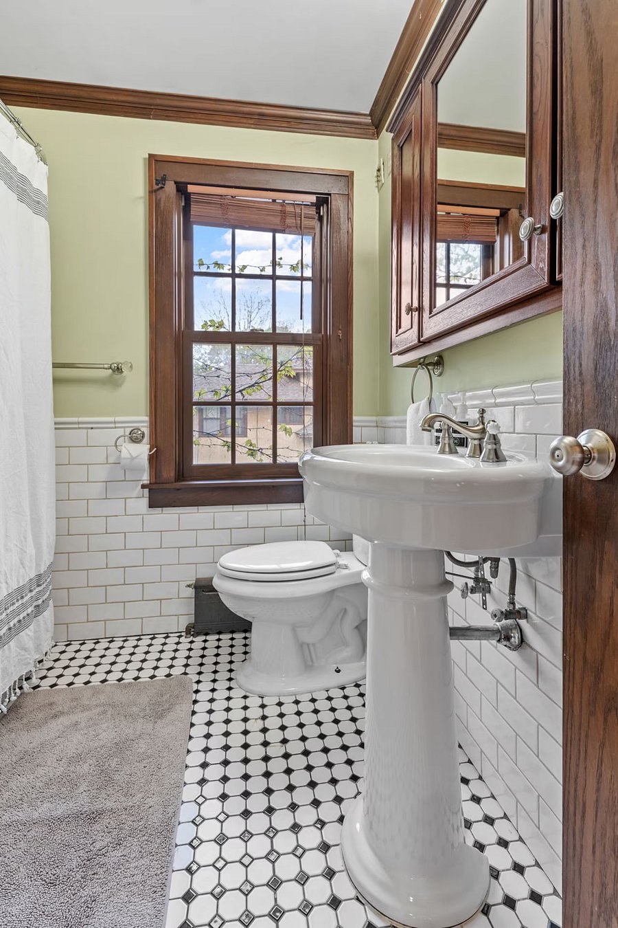 Furnished Finder property 499222_1 photo 35