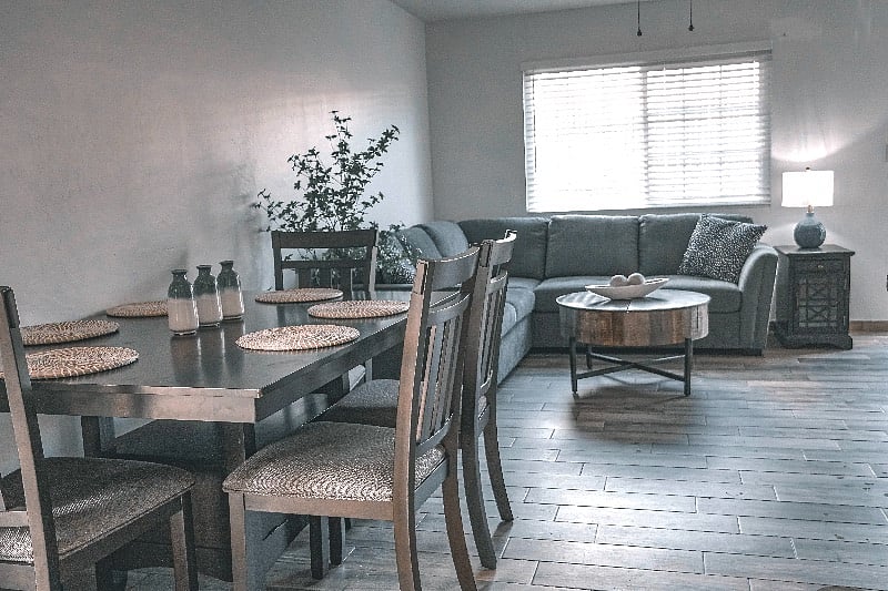 SHARED LIVING ROOM