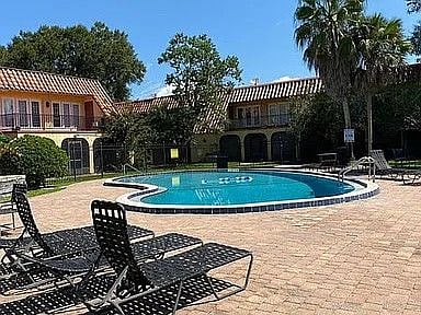 Furnished Finder property 499335_1 photo 4