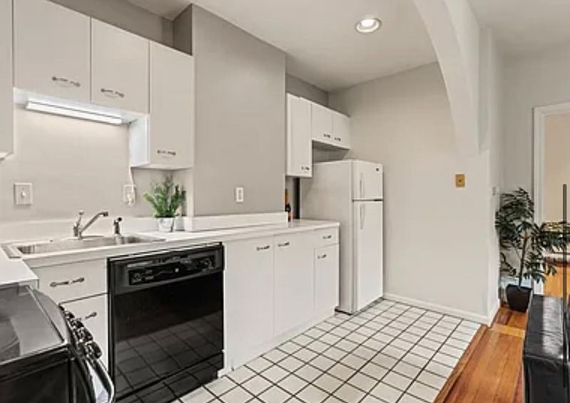 Furnished Finder property 499365_2 photo 2