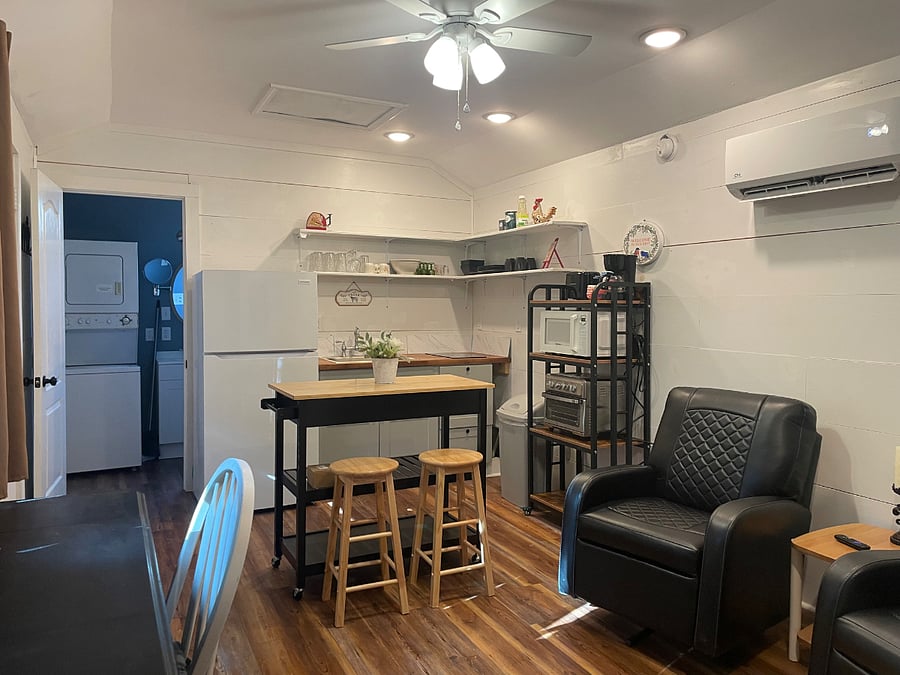 Furnished Finder property 499380_1 photo 2