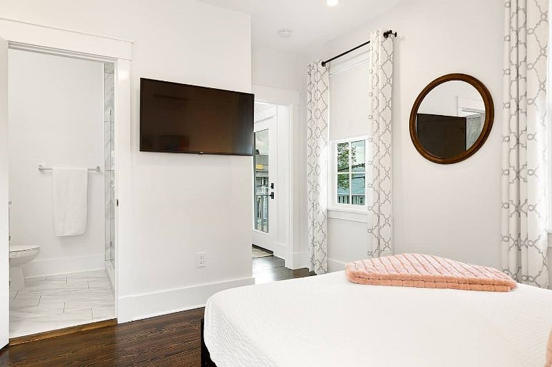 Furnished Finder property 499402_5 photo 8