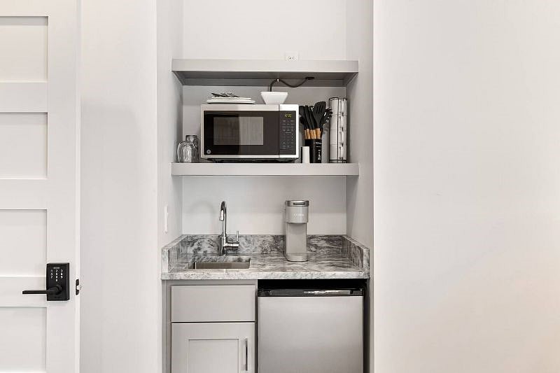 Furnished Finder property 499402_8 photo 4