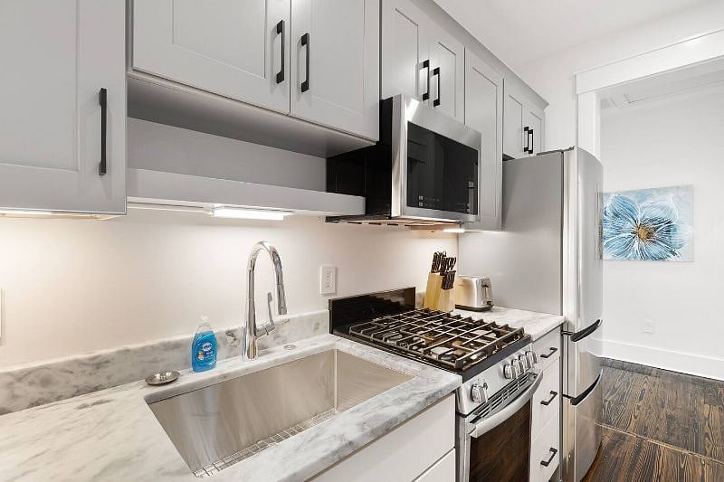 Furnished Finder property 499402_8 photo 10