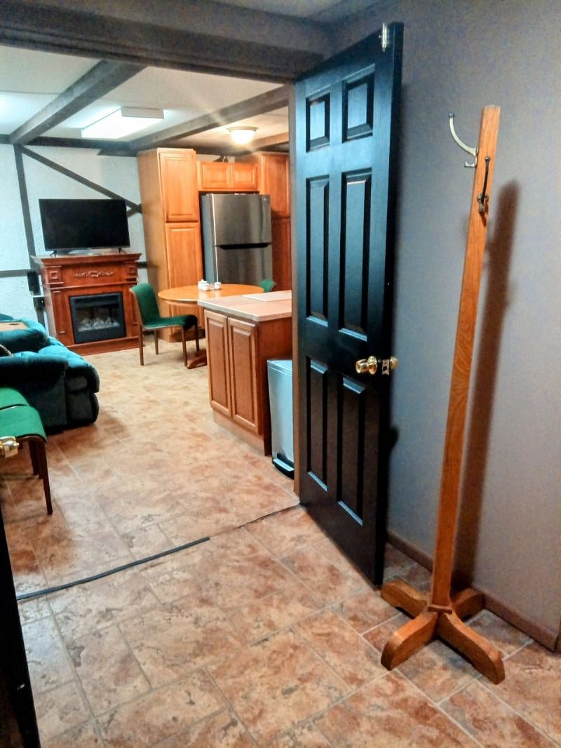 Furnished Finder property 499562_1 photo 3