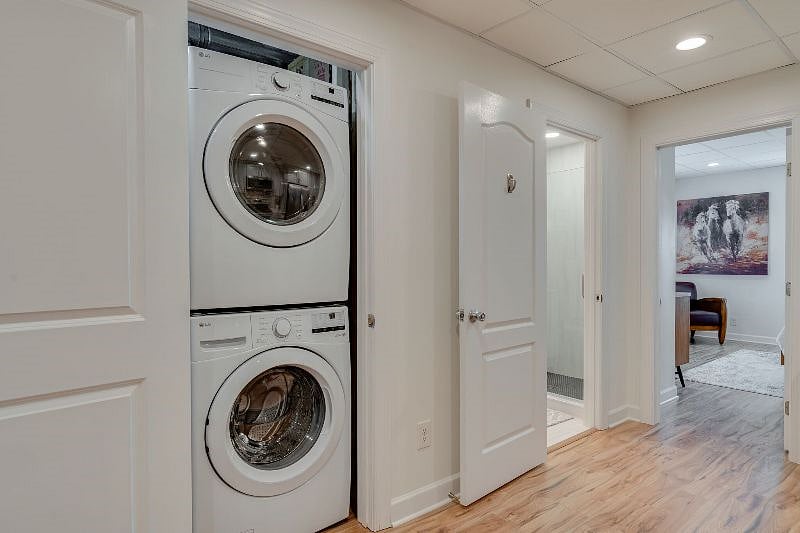 Furnished Finder property 499631_1 photo 12