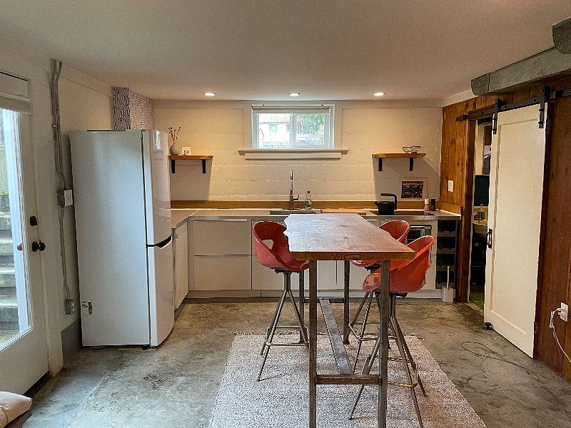 Furnished Finder property 499720_1 photo 3
