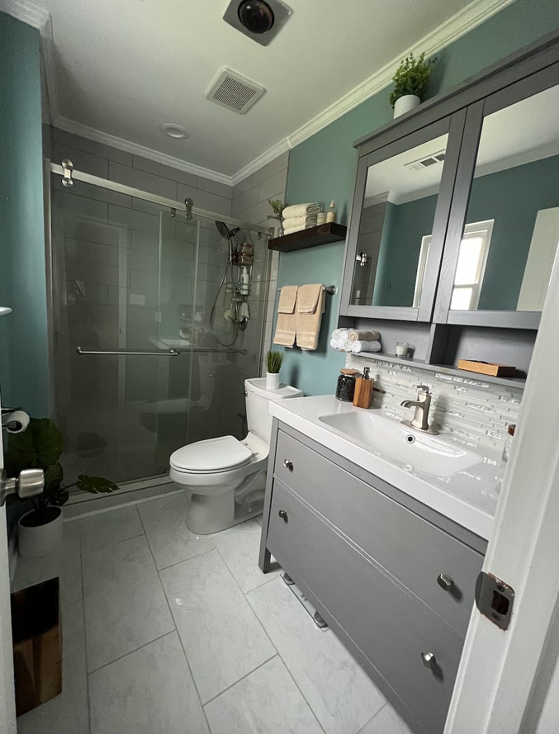 Primary spa-like bathroom with standup shower.