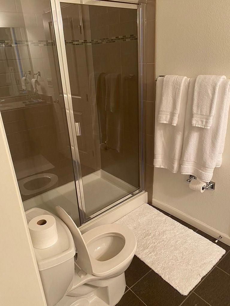 Second bath shower