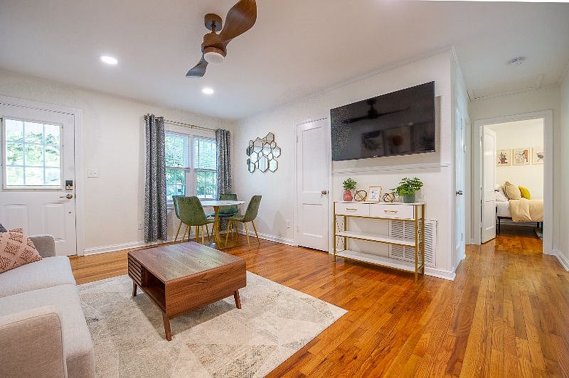 Furnished Finder property 499879_1 photo 27
