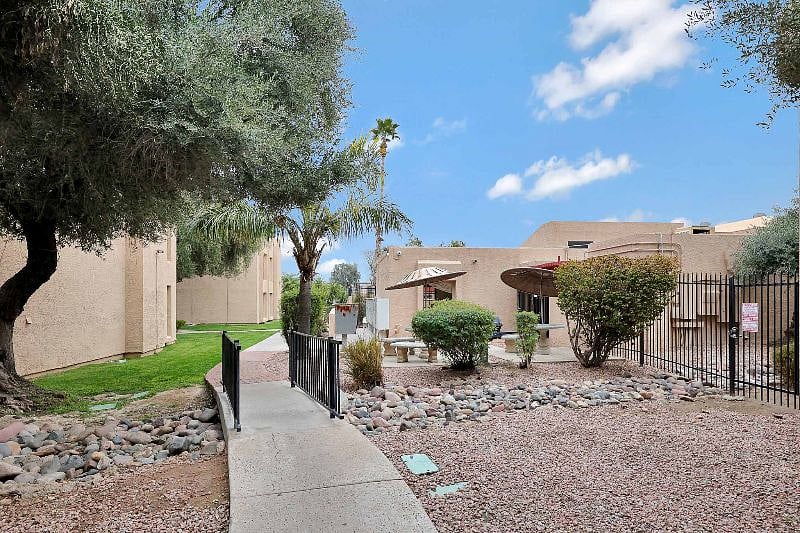 Furnished Finder property 499881_1 photo 12