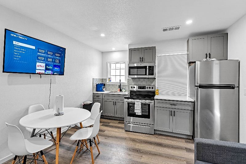 Furnished Finder property 499888_1 photo 9