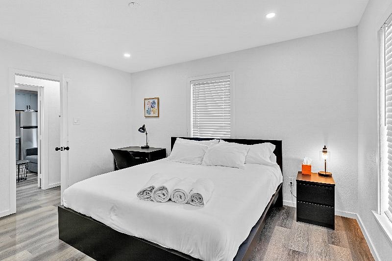 Furnished Finder property 499888_1 photo 11